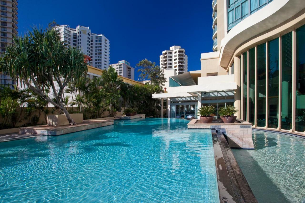 Legends 1 Bedroom Spa Suite - We Accommodate Gold Coast Extérieur photo